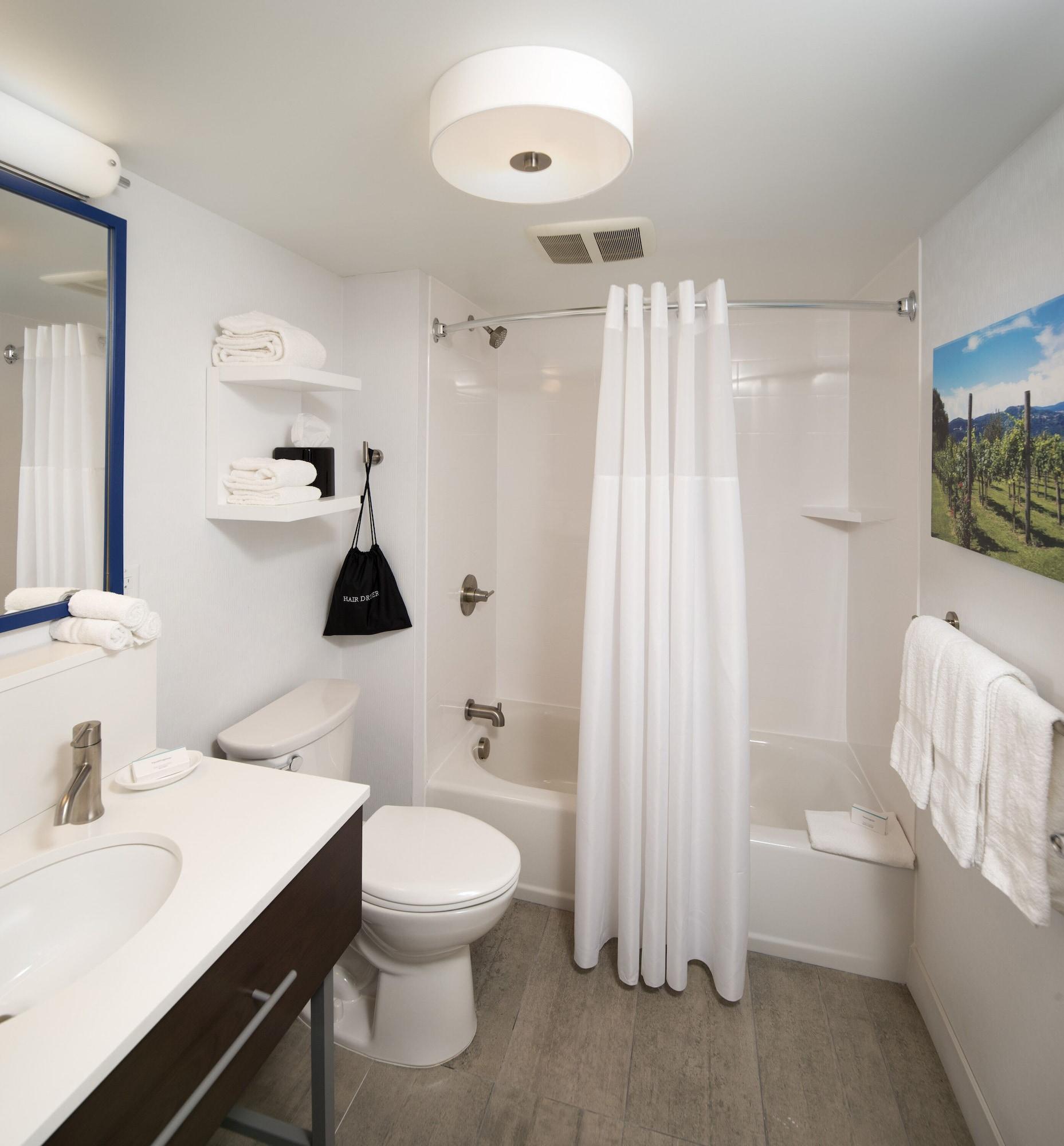 Hotel Hampton Long Island/commack 3*