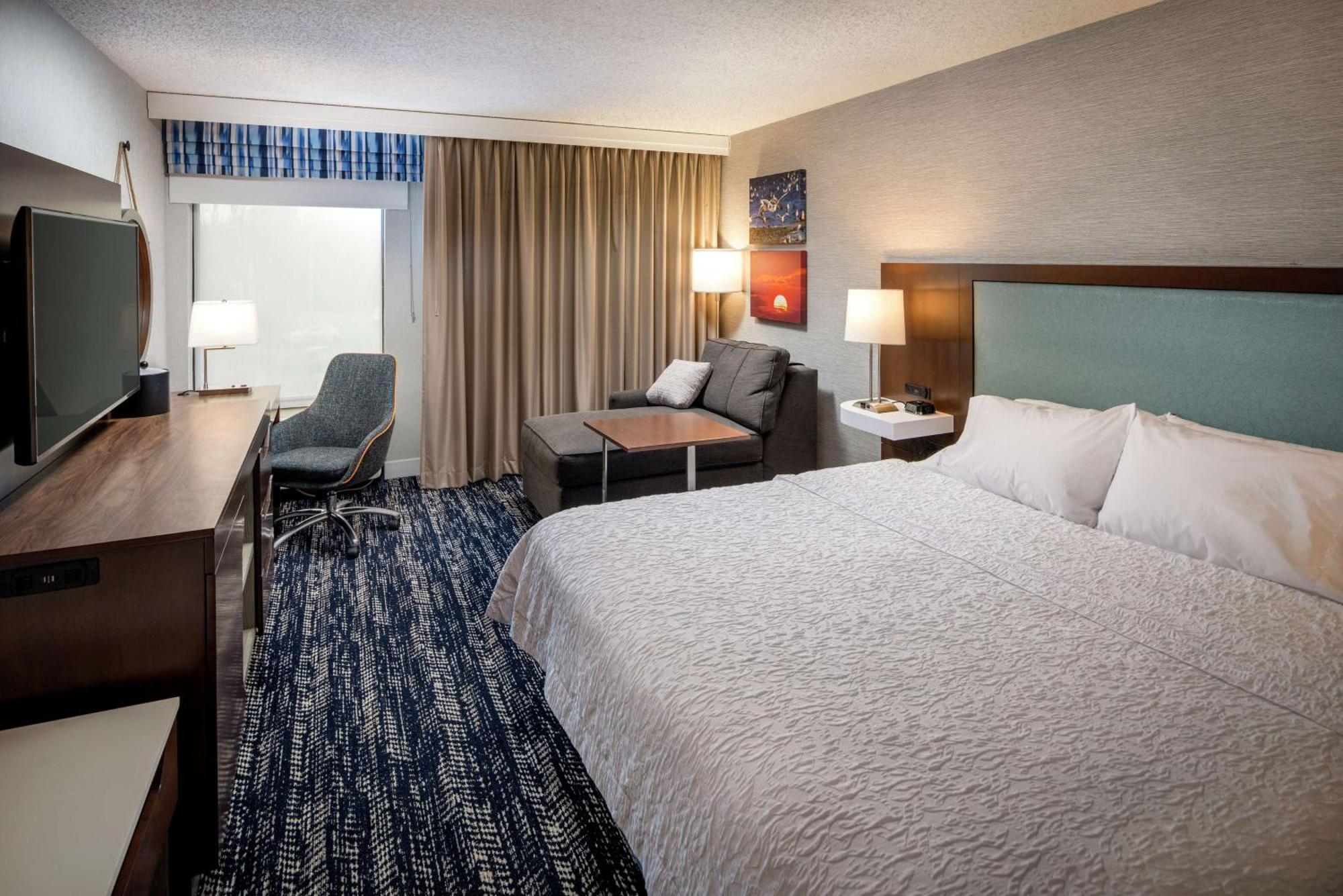 Hampton Long Island/commack Hotel 3*