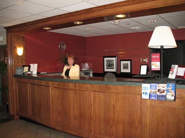Hampton Long Island/commack Hotel 3*
